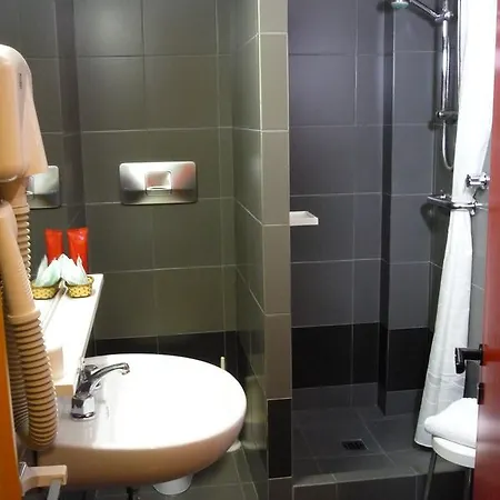 Aparthotel Candia *